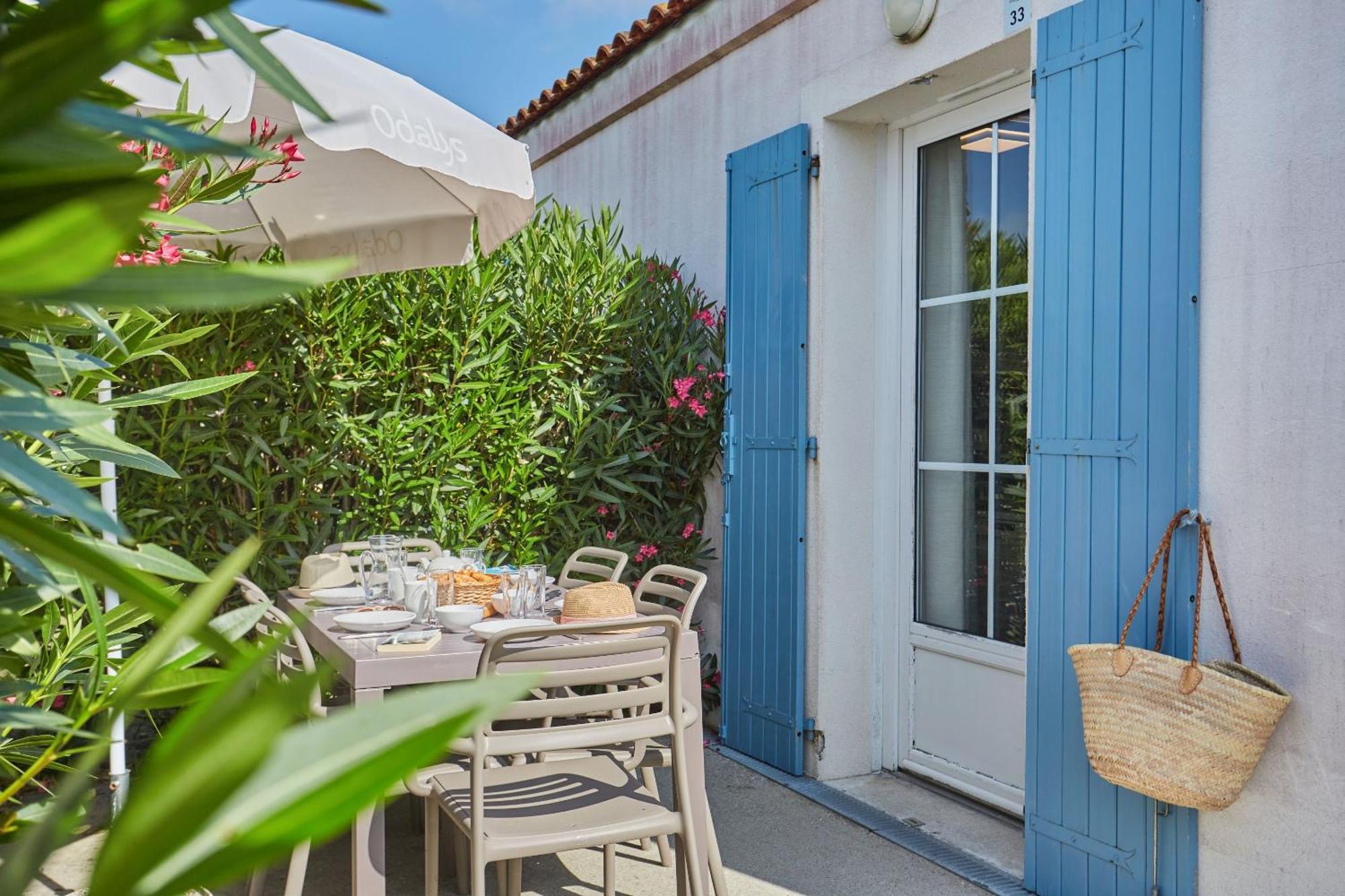 Residence Odalys Terre Marine Saint-Pierre-d'Oleron Exteriör bild